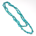 Collana in chips di howlite in turchese